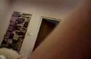 XXX مو بور, زرق و برق دار, سینه فشار می تواند لب های او دیوانه انال فیلم