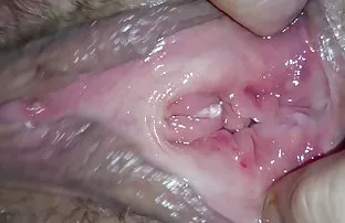 XXX دختر در لباس شنای زنانه دوتکه سکس انال دختر