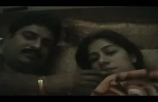 XXX زن داستان سکسی انال می پرسد استاد جوان به داشتن رابطه جنسی با او.